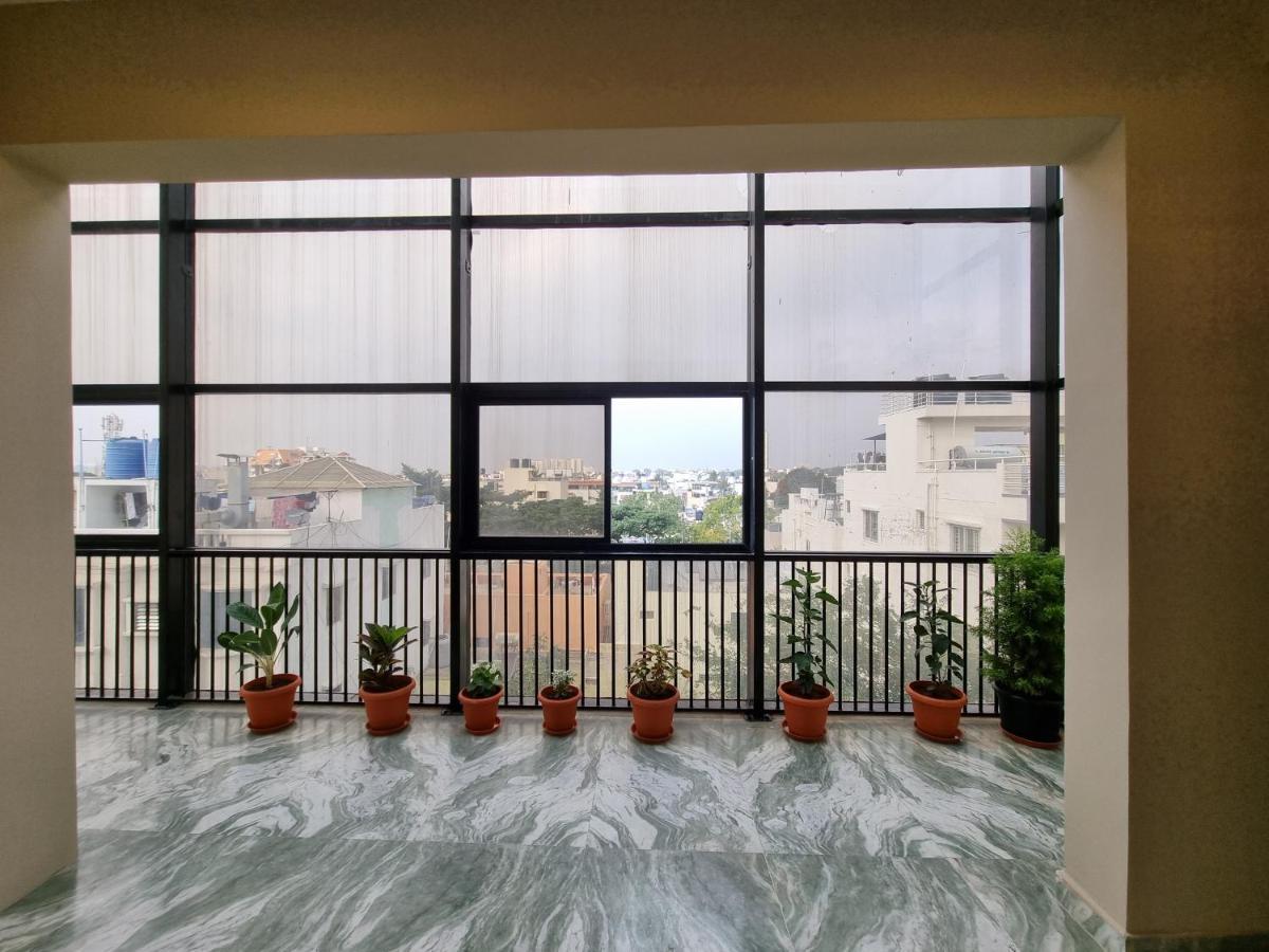 ホテル The Urban Nest バンガロール エクステリア 写真
